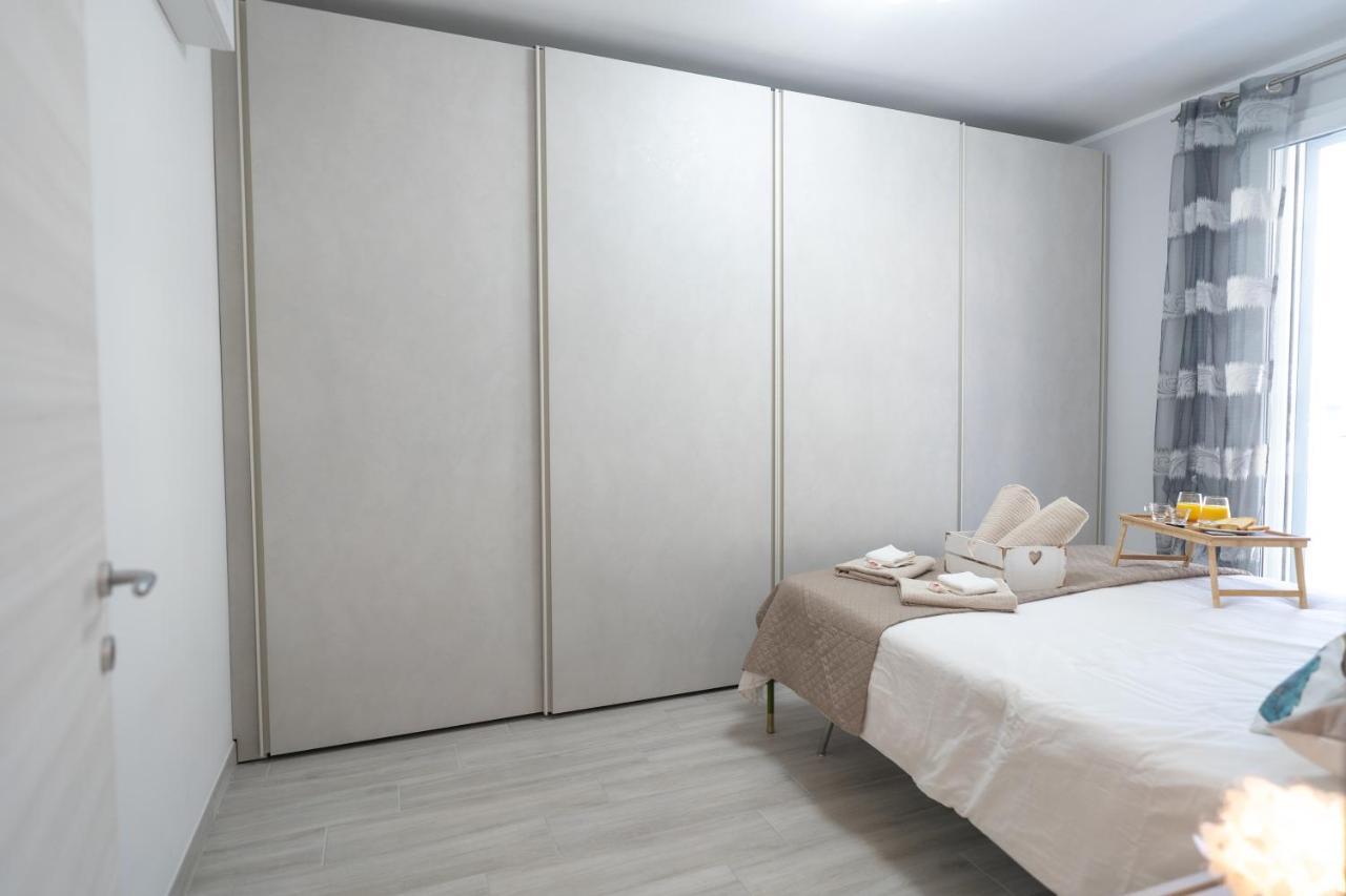 New Loano Elegante ☆☆☆☆☆ A 150 Mt Dal Mare Apartment Exterior photo